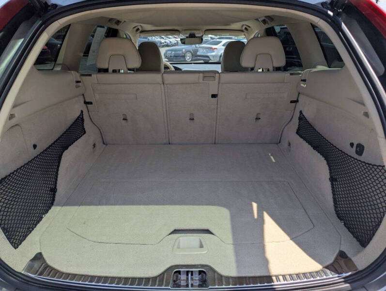 2016 Volvo XC60 T5 Drive-E Premier