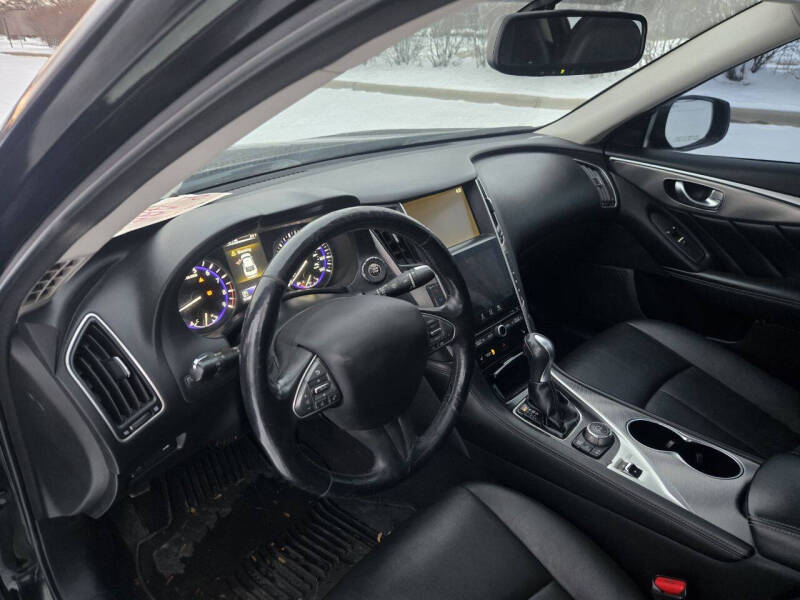 2014 Infiniti Q50 Premium