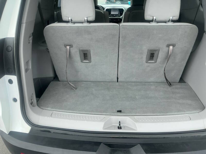 2018 GMC Acadia SLE-2