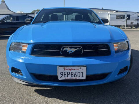 2010 Ford Mustang V6