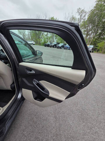 2015 Ford Focus SE