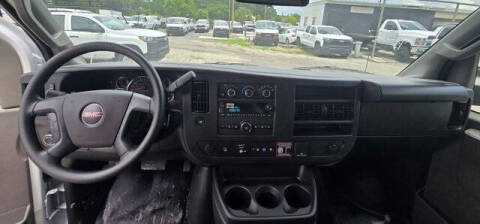 2025 GMC Savana 2500