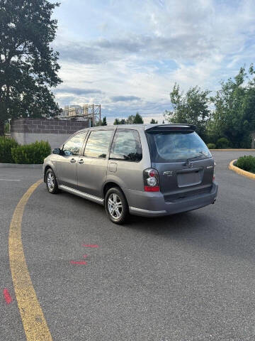2004 Mazda MPV LX