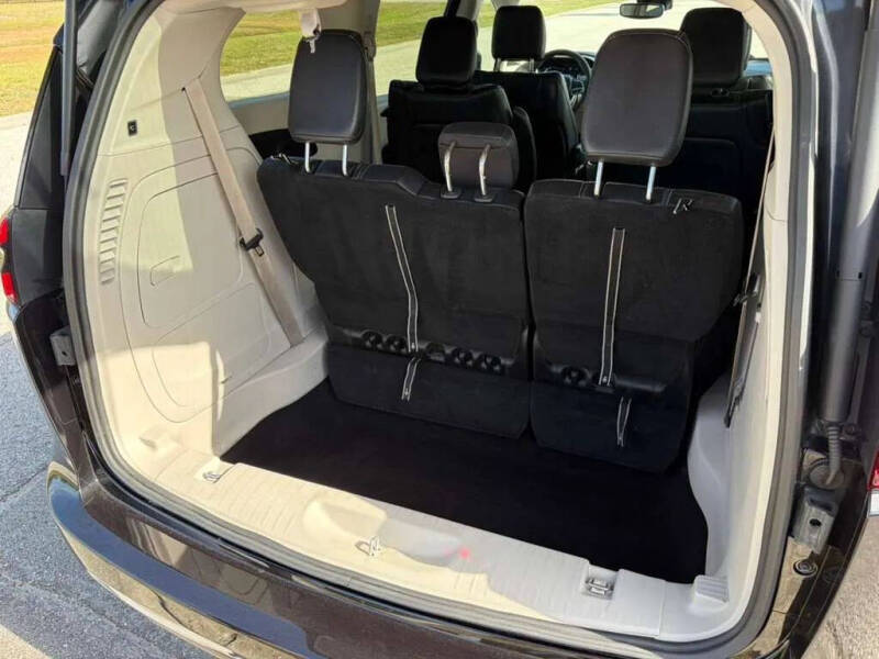 2022 Chrysler Pacifica Hybrid Touring L