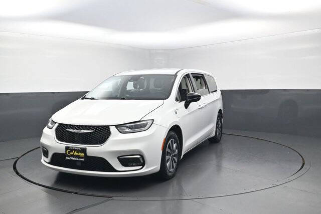 2024 Chrysler Pacifica Plug-In Hybrid Select