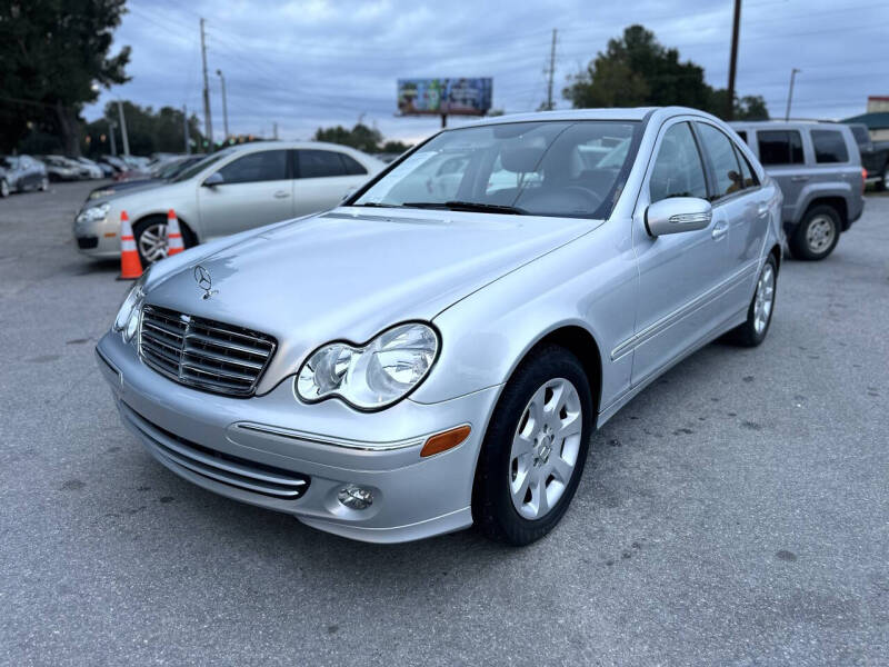 2006 Mercedes-Benz C-Class C350 Luxury's photo