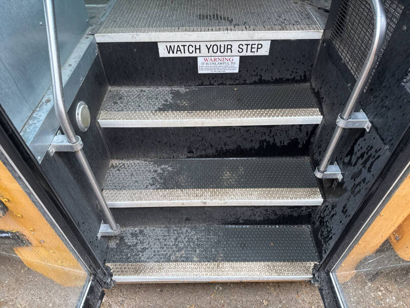 2011 IC Bus CE Series