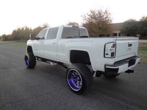 2015 GMC Sierra 2500HD Denali