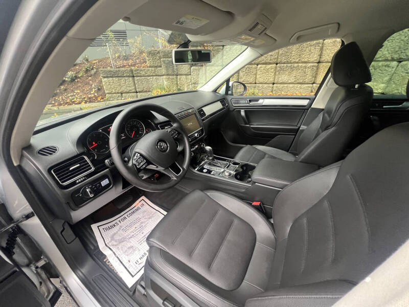 2016 Volkswagen Touareg TDI Sport