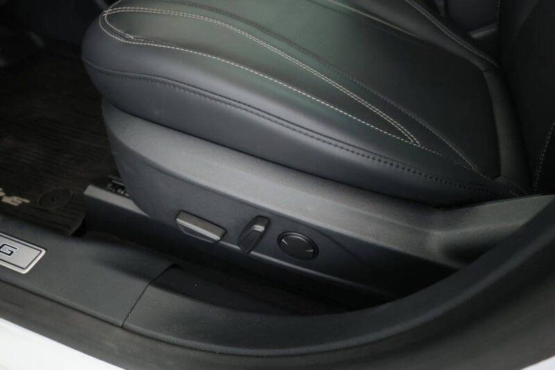 2022 Ford Mustang Mach-E Premium