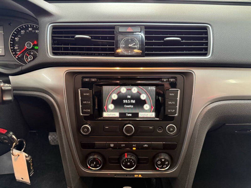 2014 Volkswagen Passat