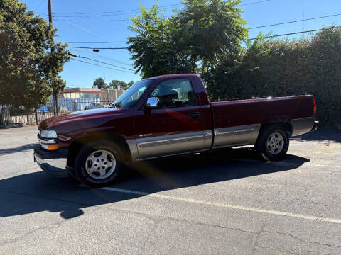 2000 Chevrolet Silverado 1500 LS