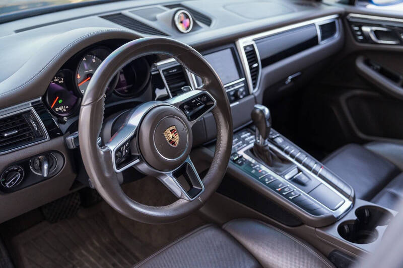 2016 Porsche Macan S