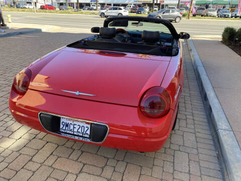 2002 Ford Thunderbird Deluxe