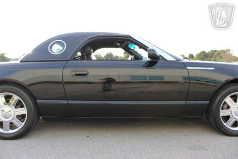2005 Ford Thunderbird Deluxe