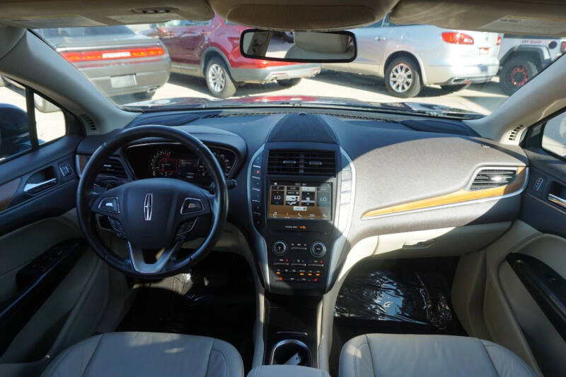 2017 Lincoln MKC Select