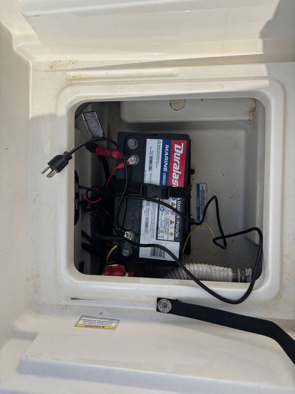2019 Bayliner Element F18