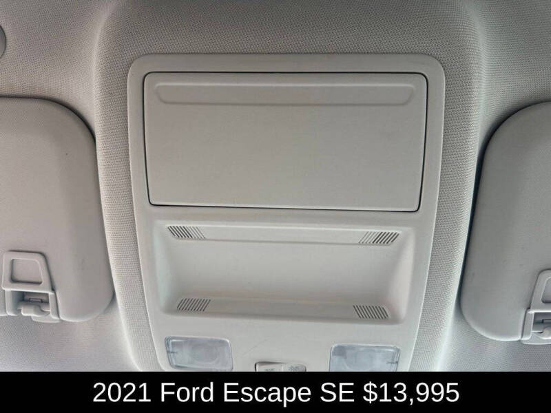 2021 Ford Escape SE
