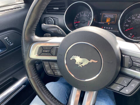 2016 Ford Mustang V6