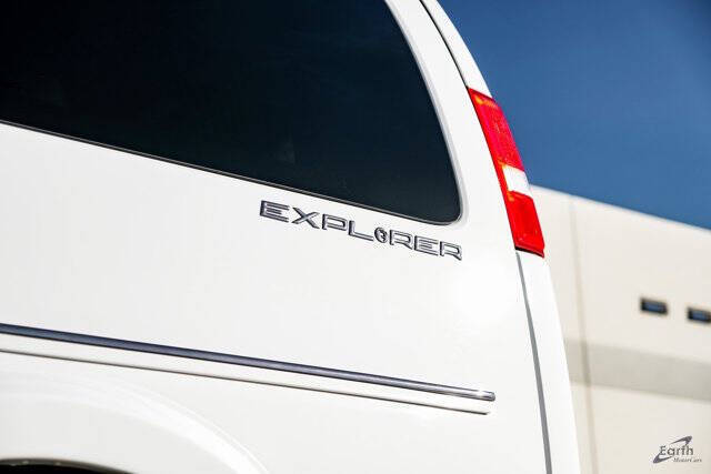 2023 Chevrolet Express 2500