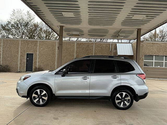 2017 Subaru Forester 2.5i