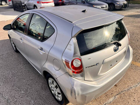 2012 Toyota Prius c Two