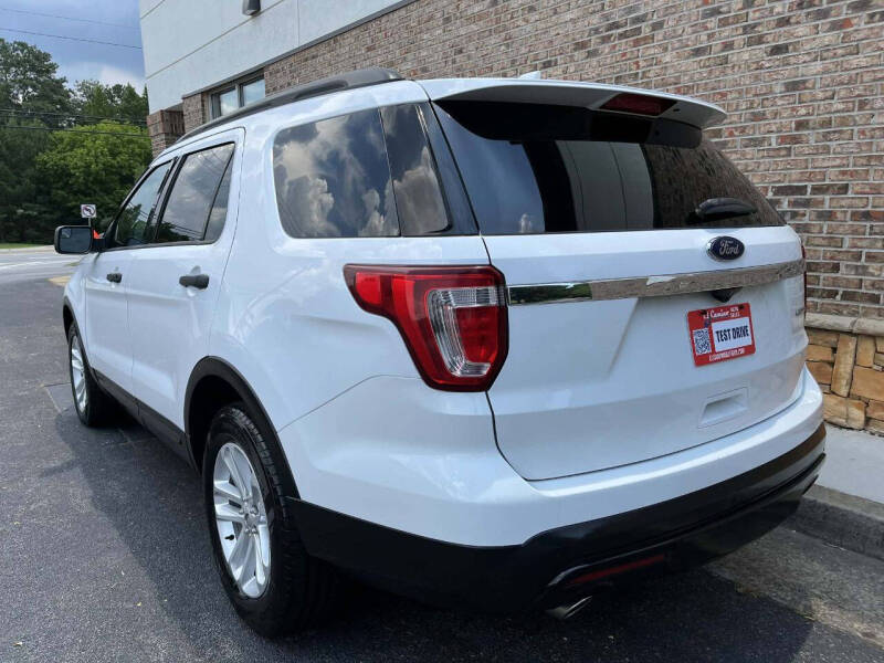 2016 Ford Explorer