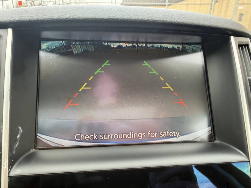 2015 Infiniti Q50 Premium