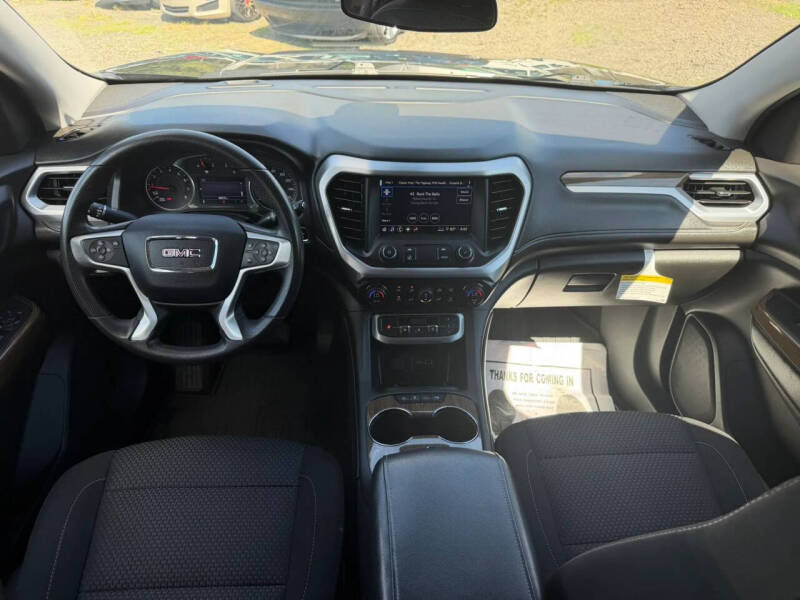 2022 GMC Acadia SLE