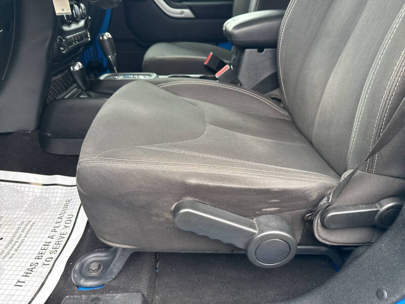 2016 Jeep Wrangler Unlimited Sahara