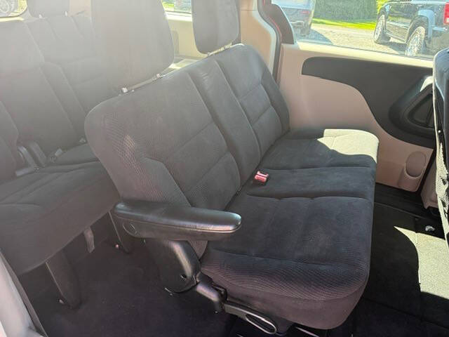 2015 Dodge Grand Caravan American Value Package
