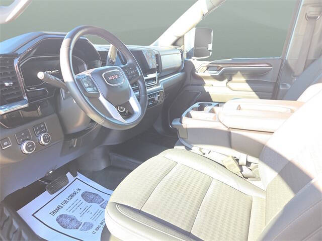 2024 GMC Sierra 3500HD