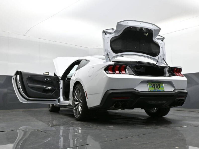 2025 Ford Mustang EcoBoost Premium