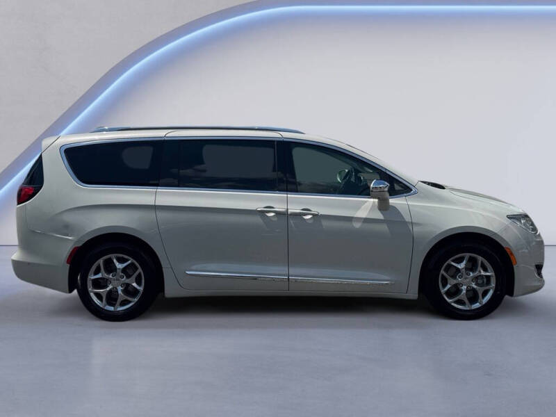 2019 Chrysler Pacifica Limited
