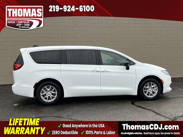 2026 Chrysler Voyager LX