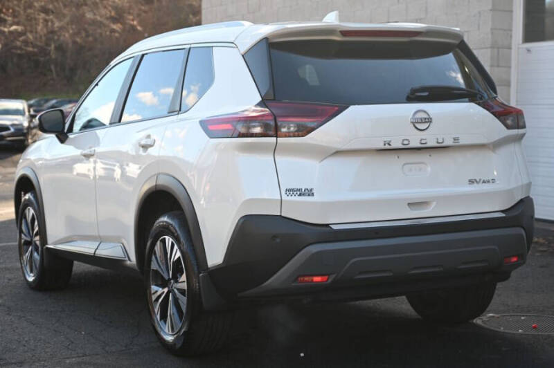 2022 Nissan Rogue SV