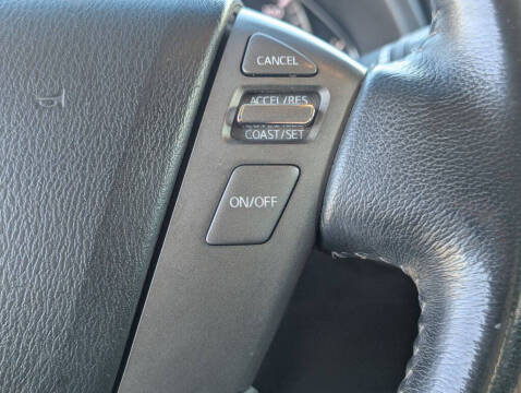 2017 Nissan Armada SV