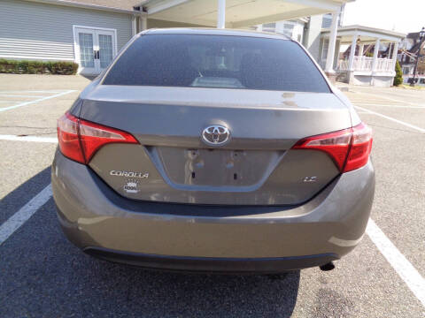 2018 Toyota Corolla LE