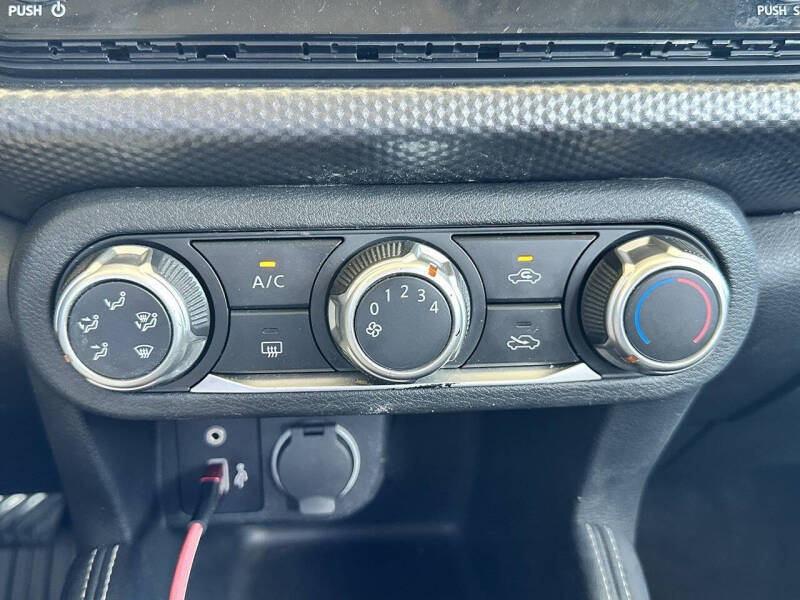 2019 Nissan Kicks S