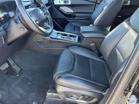 2022 Ford Explorer ST