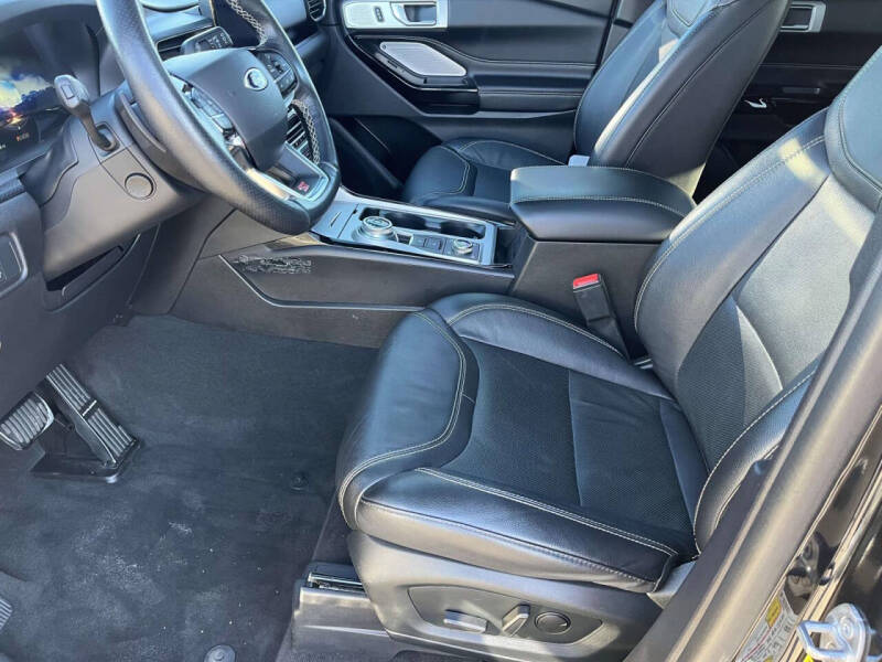 2022 Ford Explorer ST