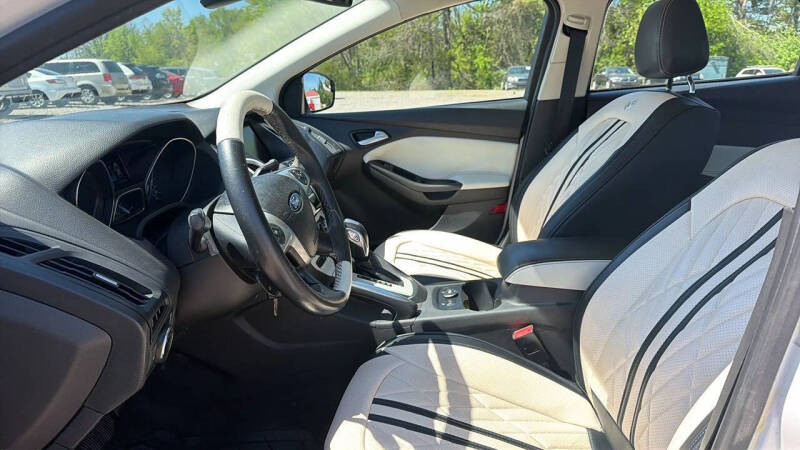 2012 Ford Focus SEL