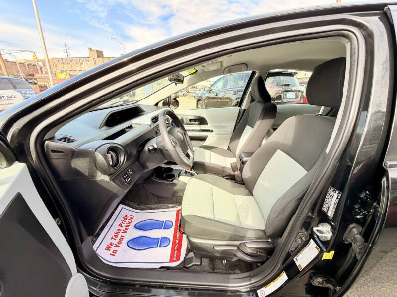 2012 Toyota Prius c One
