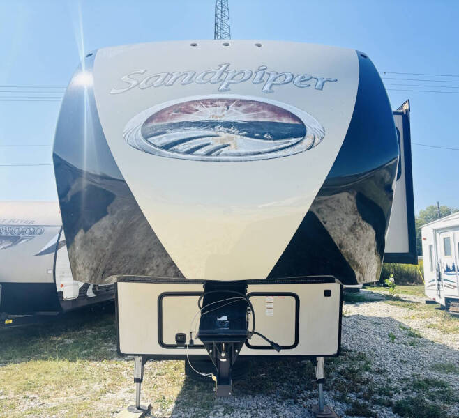 2017 Forest River Sandpiper 389RD