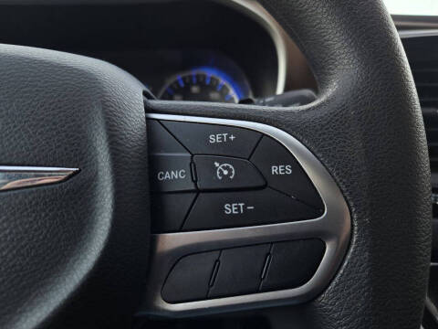 2017 Chrysler Pacifica LX