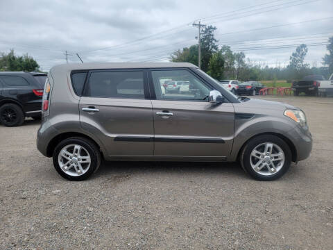 2011 Kia Soul +