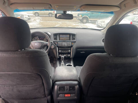 2015 Nissan Pathfinder SV