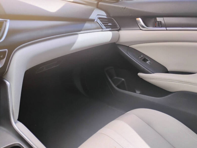 2020 Honda Accord EX