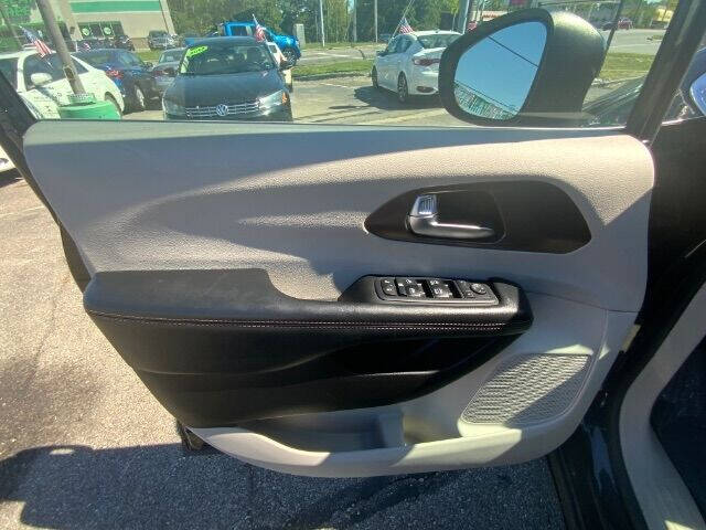 2017 Chrysler Pacifica Touring