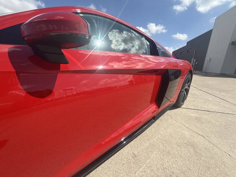 2023 Audi R8 5.2 V10 performance